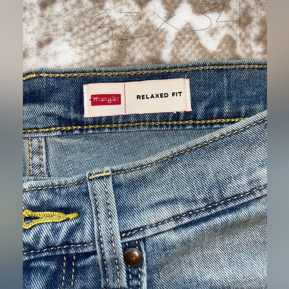 Mens Wrangler “Irregular” Jeans - Picture 3 of 3